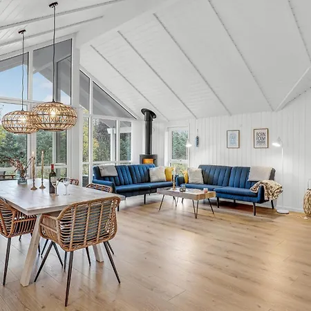 Cozy In With Kitchen *